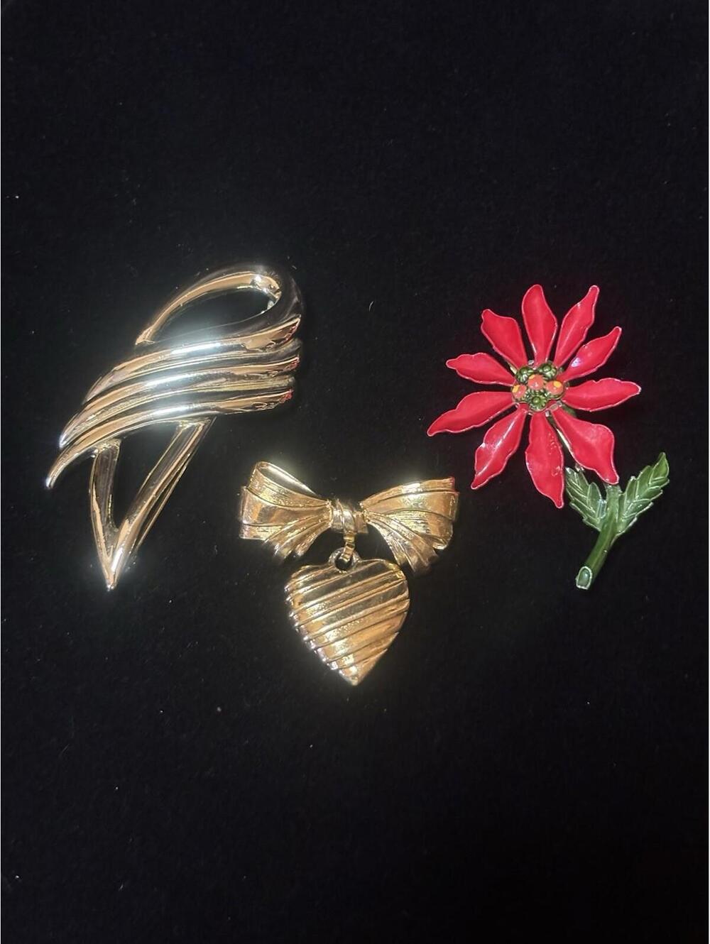 Lot 3 Lovely 1920’s -70s Brooches 2 (1 Avon) Gold Tone & 1 Stunning Red Flower